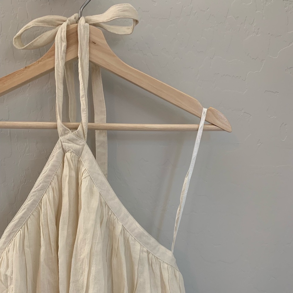 White beach dress